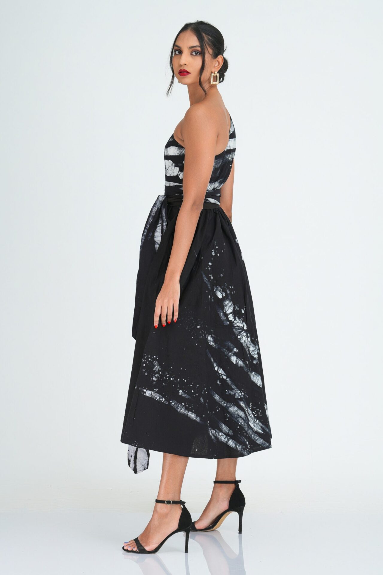 Myla Flared One Shoulder Midi Dress in Black
